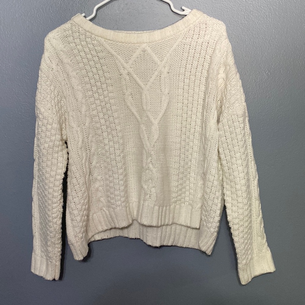 Mudd size medium white sweater
